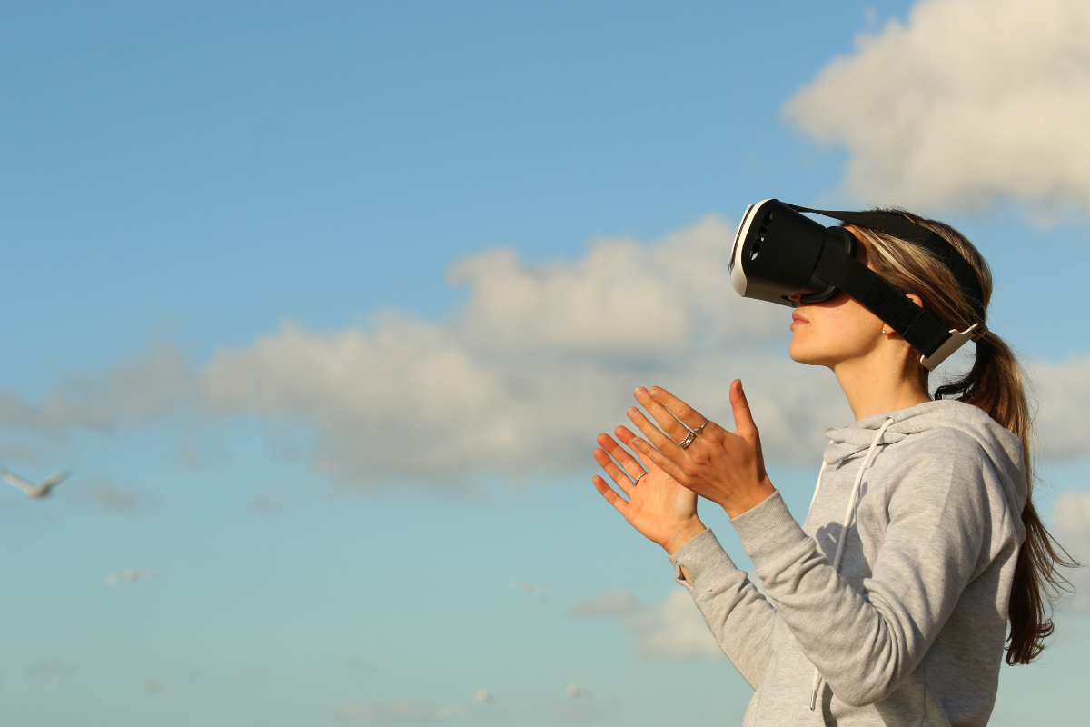 VR — co to jest i jaki wpływ ma na nasze zdrowie?