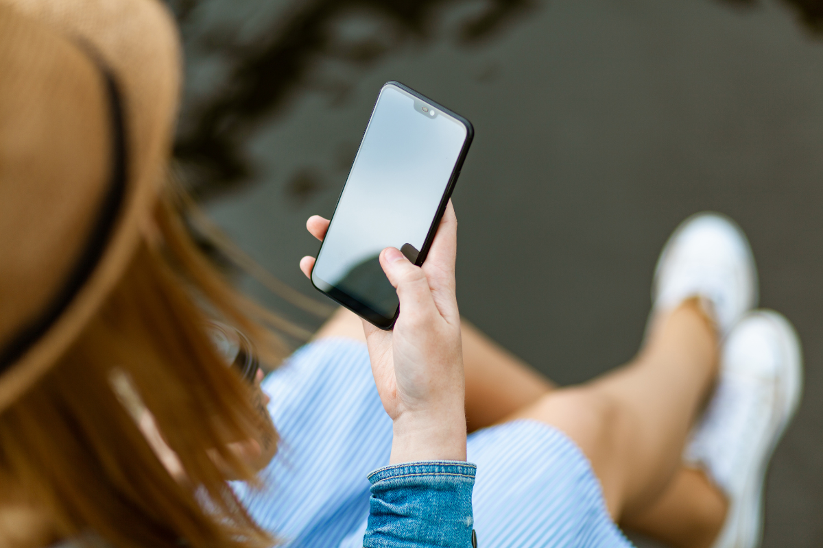 Jak sprawdzić swój numer telefonu? Proste sposoby na odkrycie własnego numeru