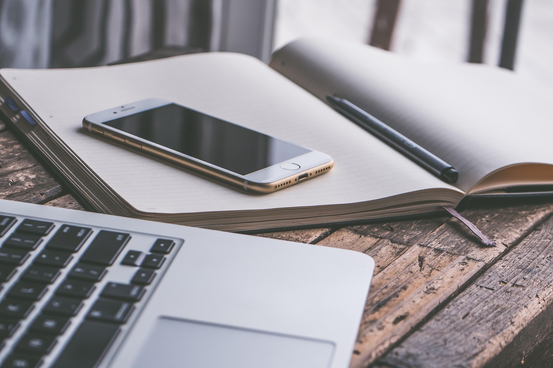 Jak wyczyścić telefon? Kompleksowy przewodnik dla każdego