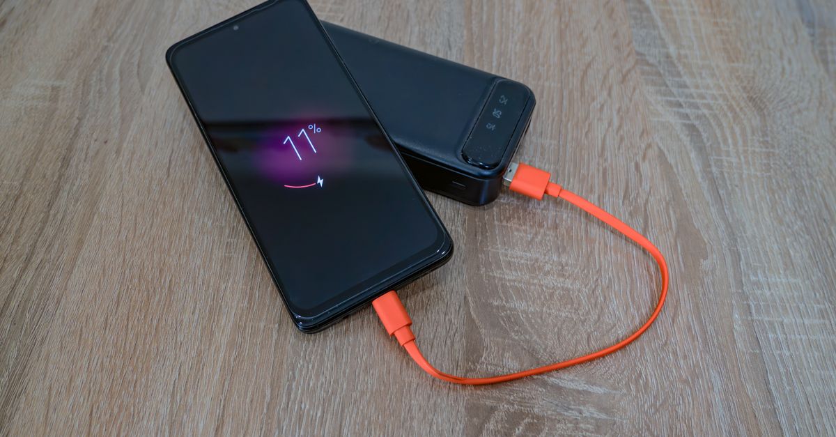 Jak działa powerbank i co naprawdę decyduje o jego skuteczności