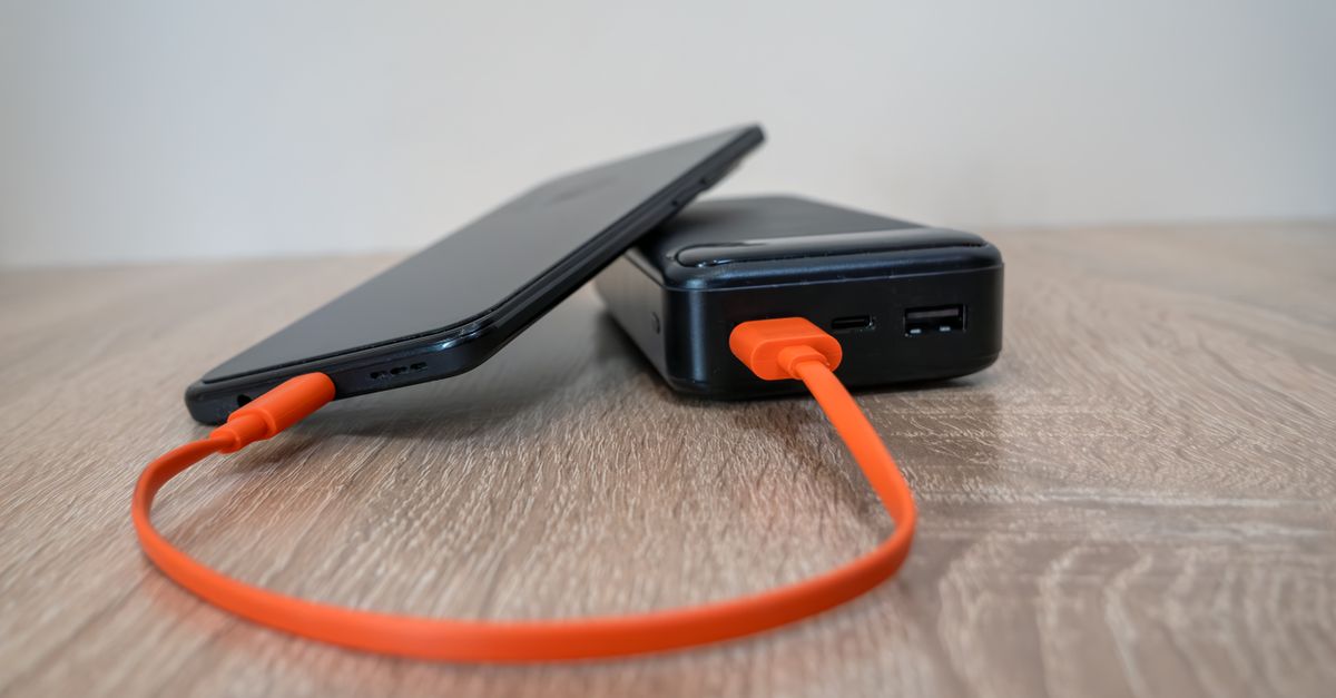 Ile kosztuje powerbank do telefonu i od czego zależy cena?